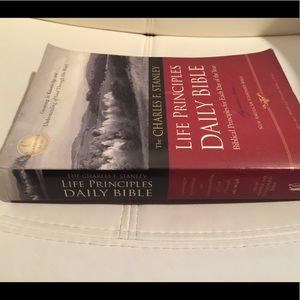 COPY - NASB, Charles F. Stanley Life Principles Daily Bible, Paperback 2011